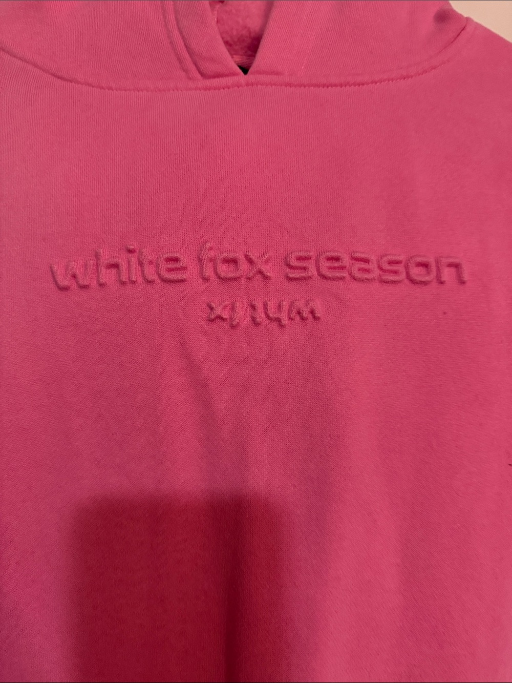 White Fox Season Pink Hoodie & Jogger Set
Hoodie Size M/L | Joggers Size M - Picture 2 of 5